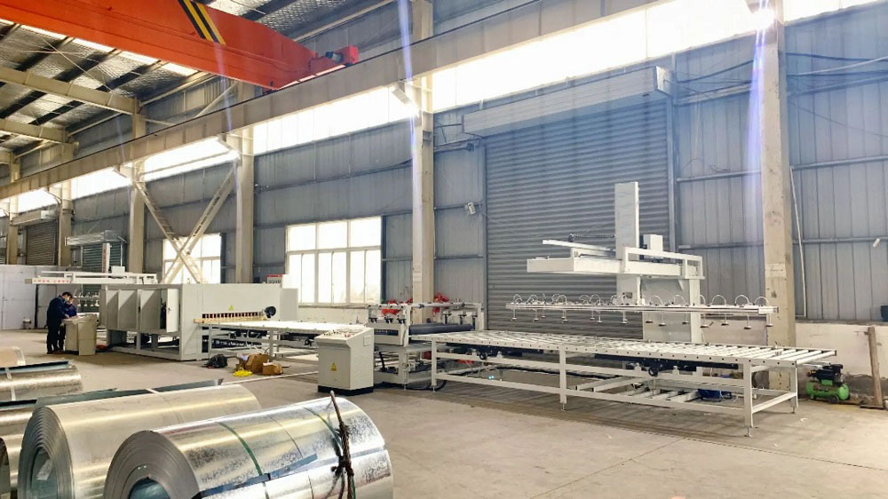 ALEKVS Automatic metal sheet Laminating Machine line