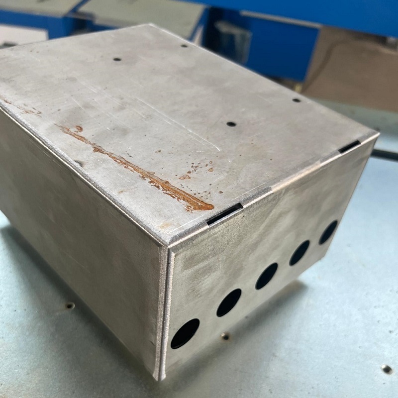 stainless steel distribution box polishing