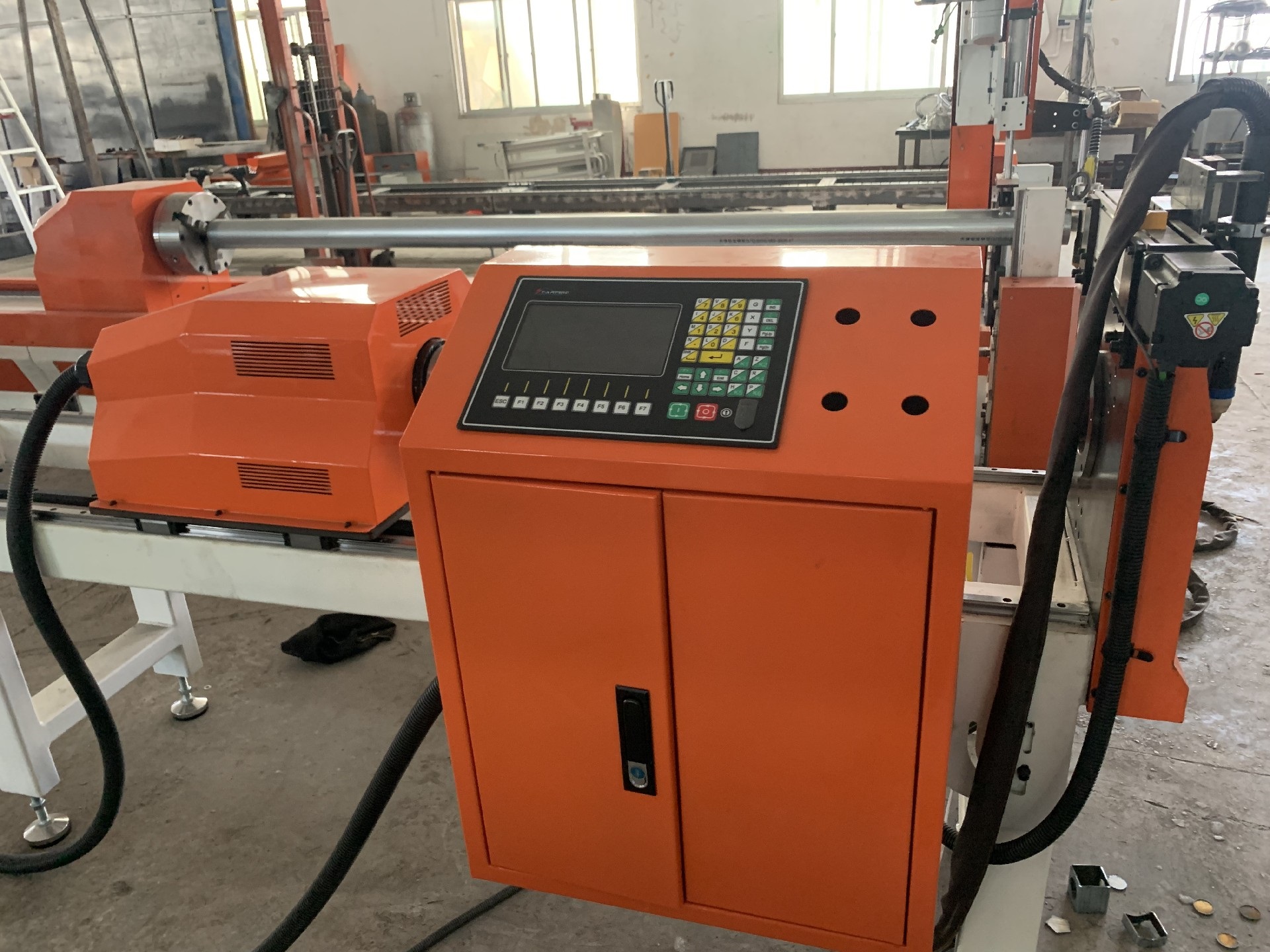 automatic plasma cutting machine for steel and stainless steel tubes3