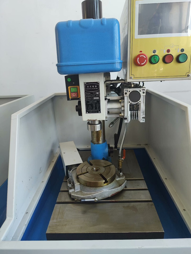 automatic feeding cnc drill press bench drilling 1