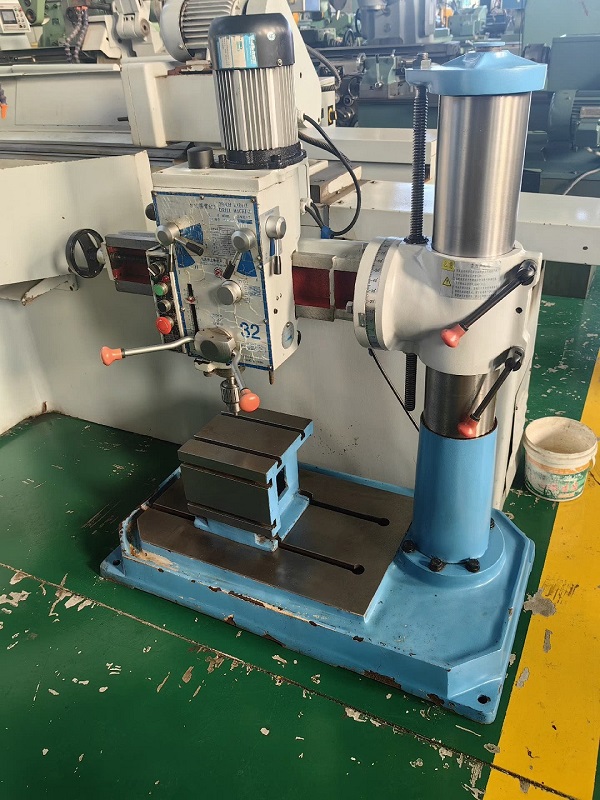 industrial radial drilling milling machine