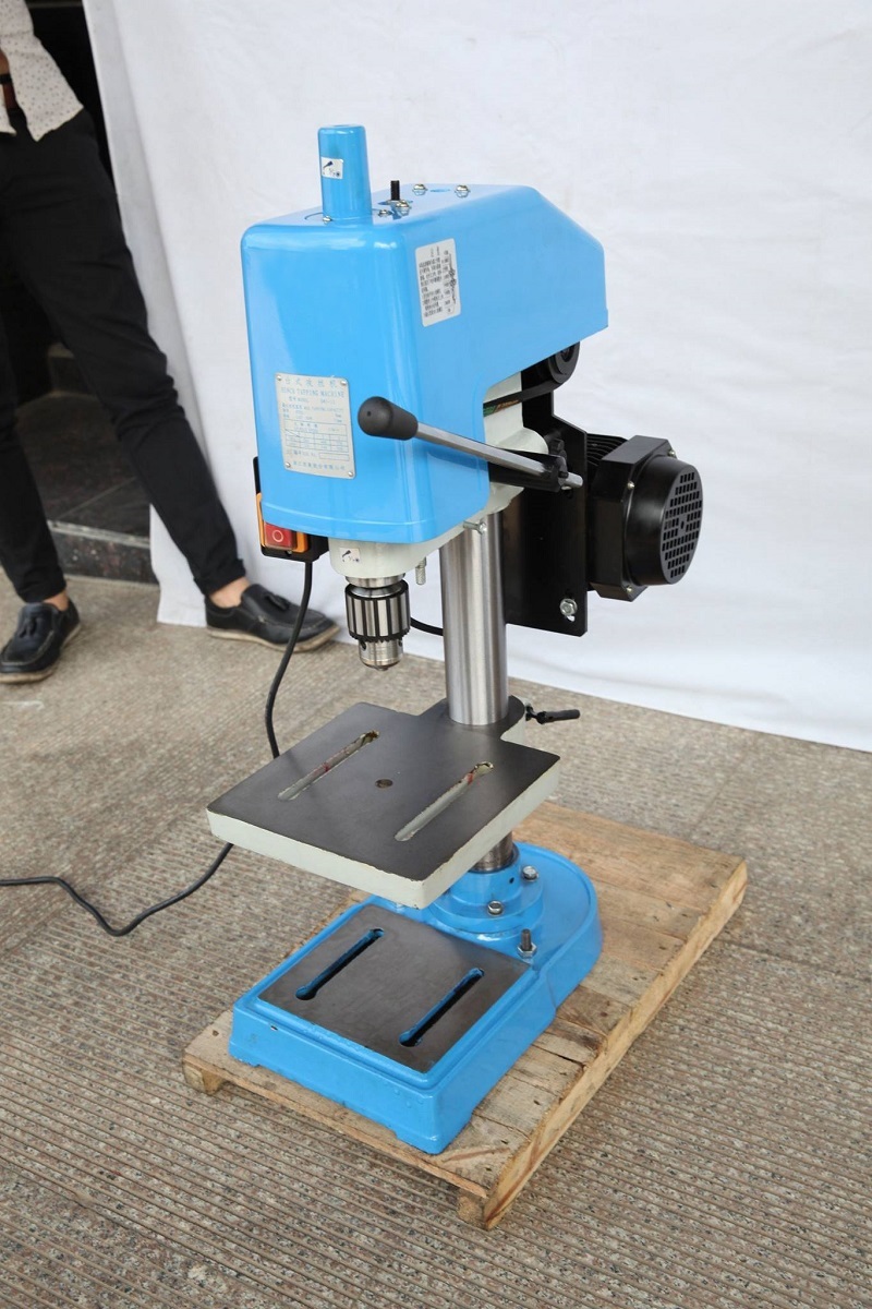 pillar drill press for metal drilling